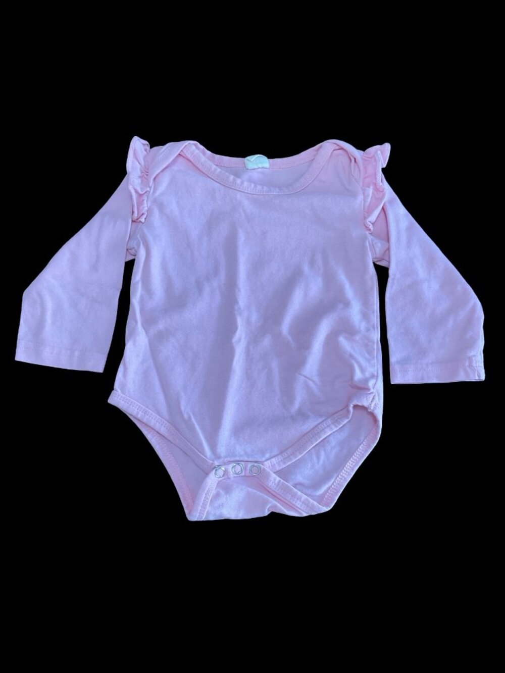 👣 10/$25 - Pink Long Sleeve Onesie w/ Ruffle Detail